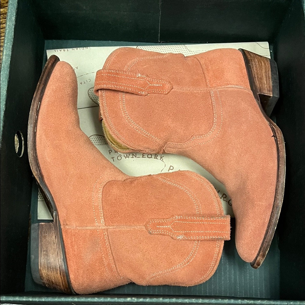 Tecovas Women's Desert Rose Red Suede Ankle Booties